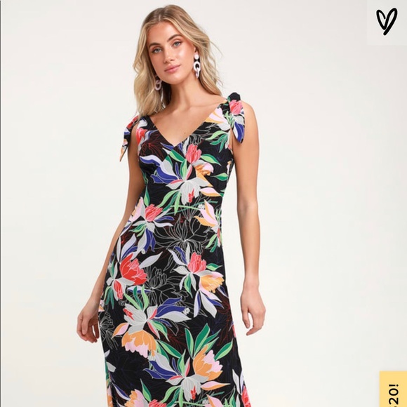 Lulus Dresses & Skirts - Lulus Black Floral Print Maxi Dress (M)